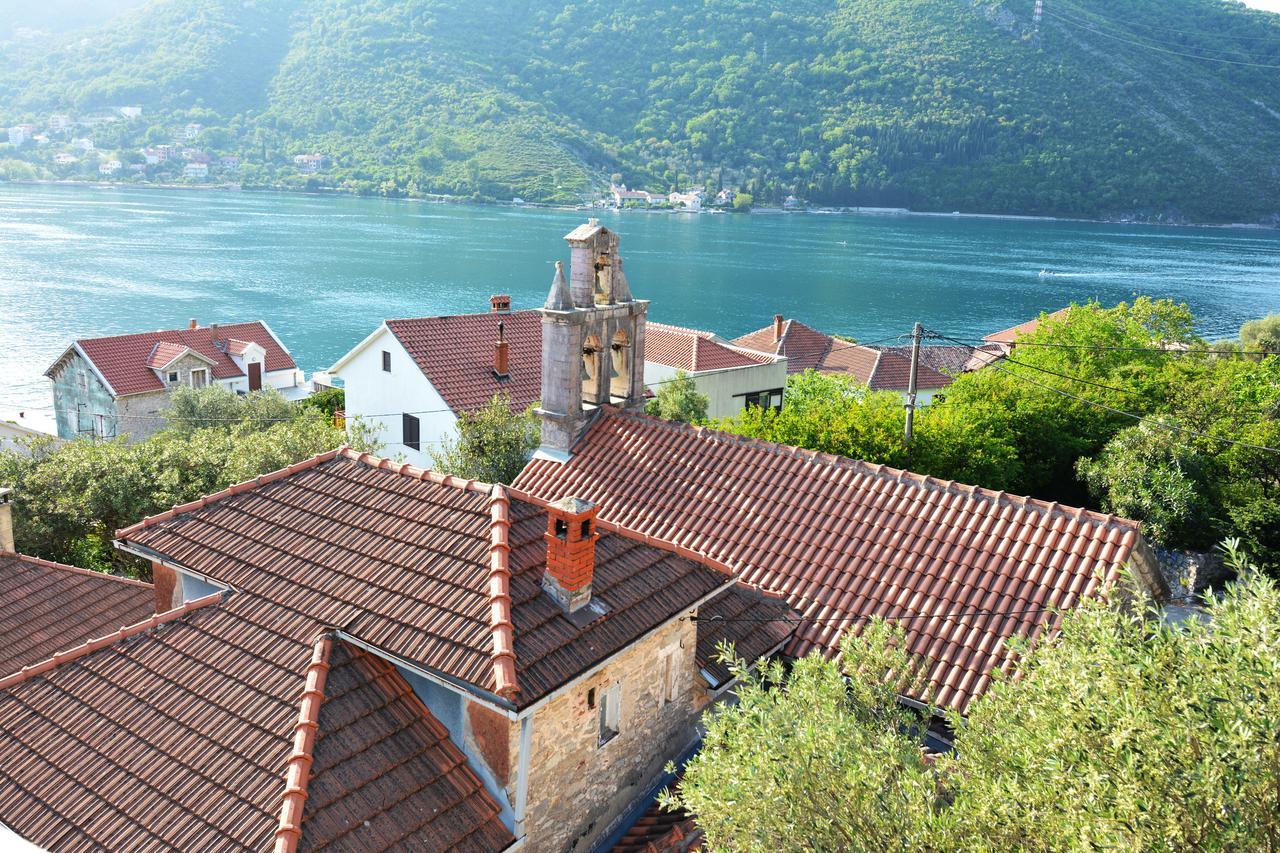 Tale House Montenegro ติวัต ภายนอก รูปภาพ
