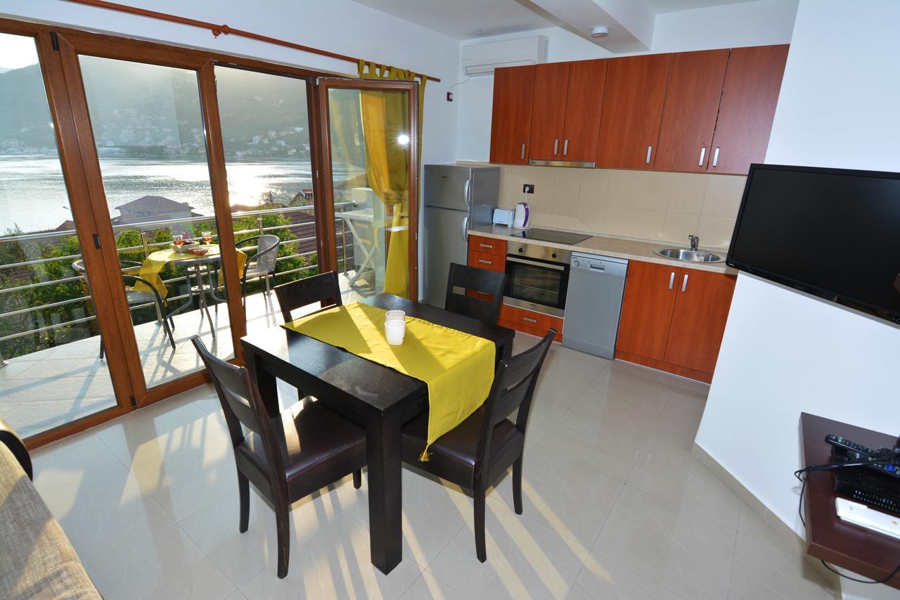 Tale House Montenegro ติวัต ภายนอก รูปภาพ