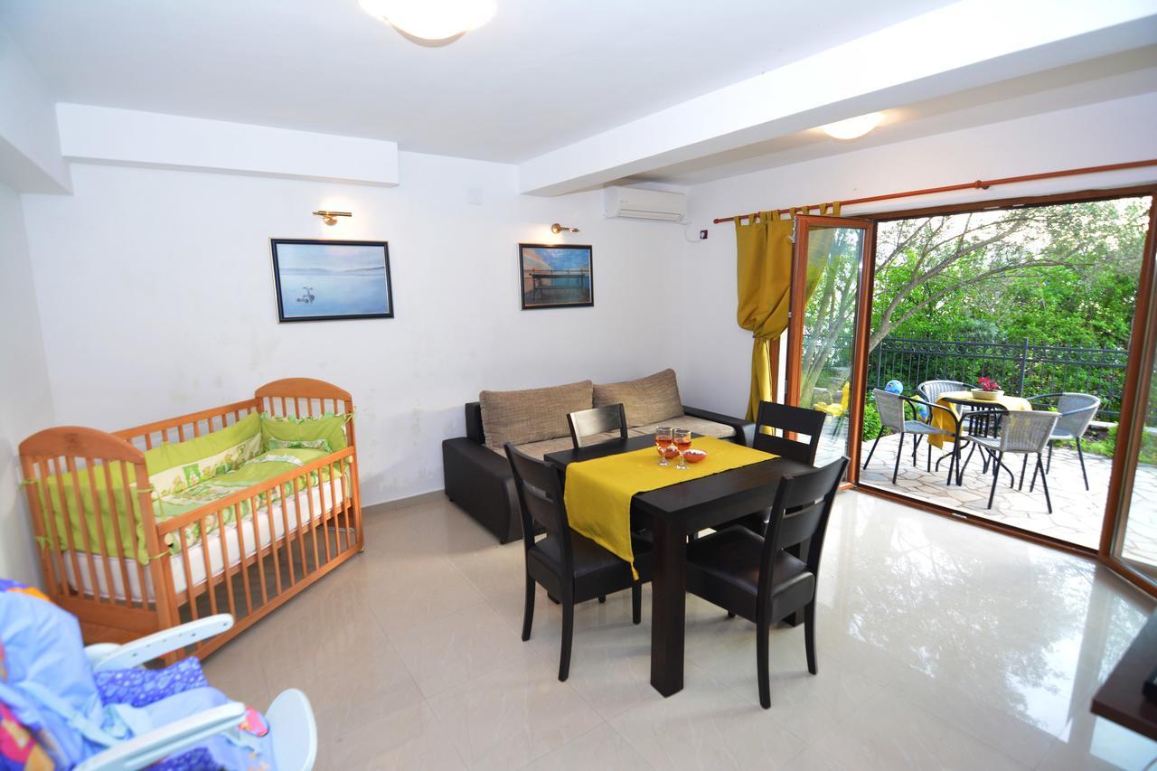 Tale House Montenegro ติวัต ภายนอก รูปภาพ