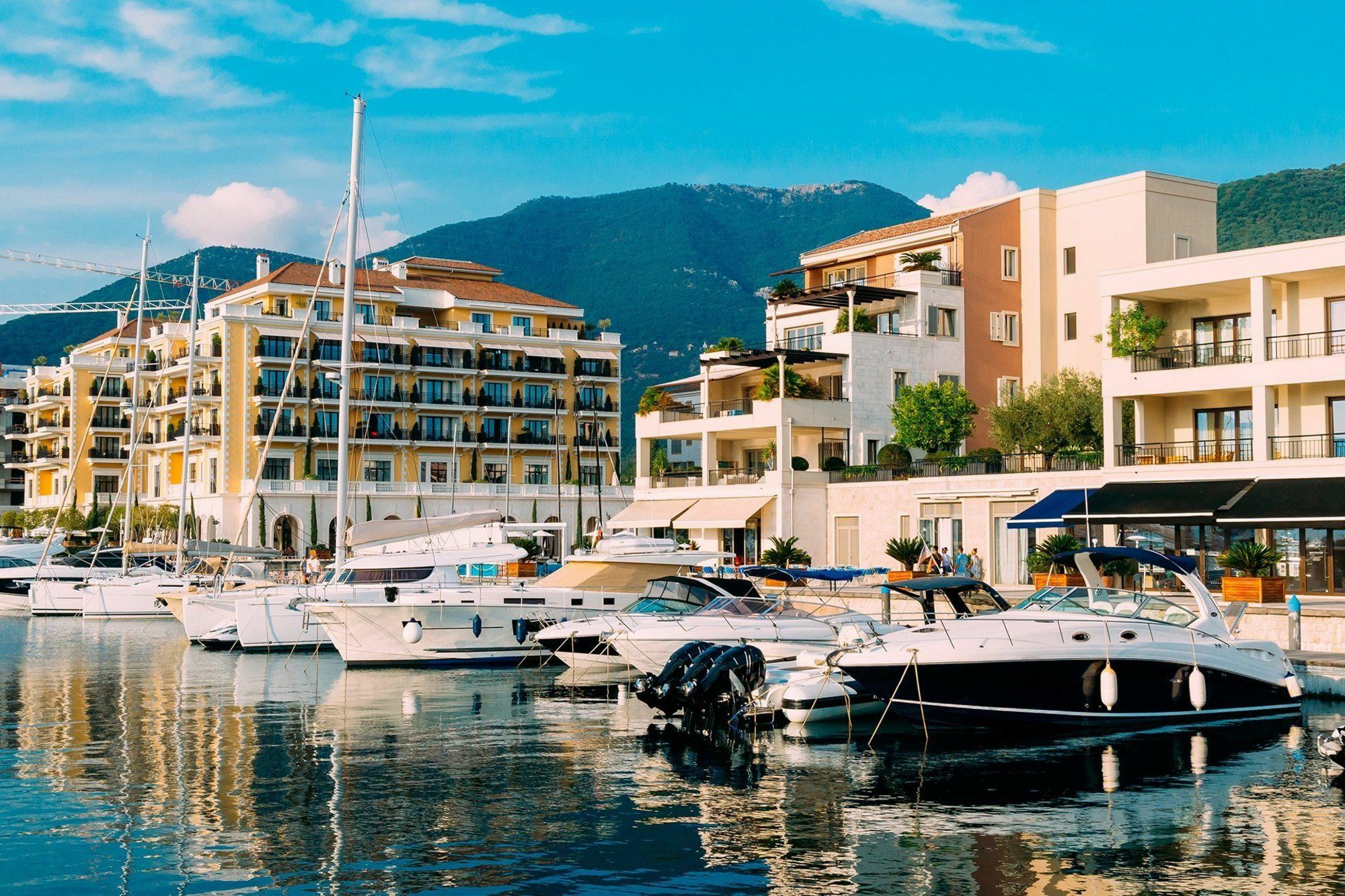 Tale House Montenegro ติวัต ภายนอก รูปภาพ